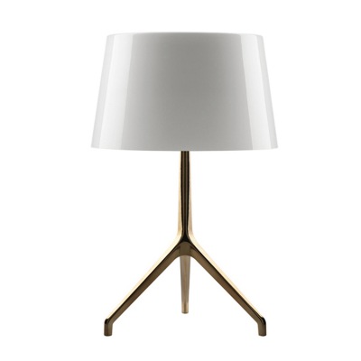 三角金屬臺(tái)燈